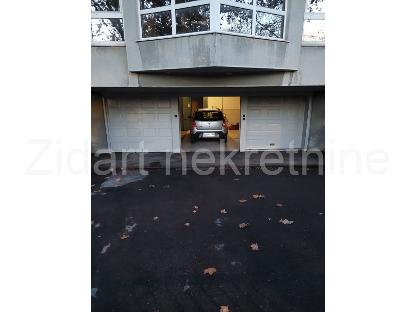 Квартира, 1506 м², 347 000$ — FAKTOR